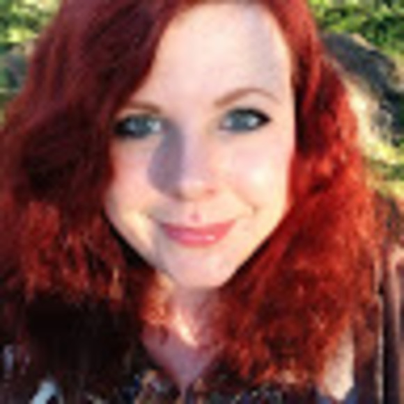 Meet your Posher, Gabrielle - Picture 1 of 1